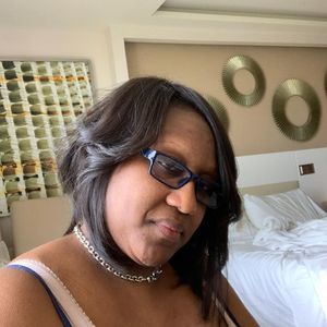 Meet your Posher, Yolanda